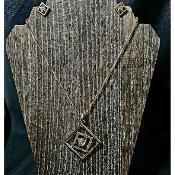 Vintage Necklace Earrings Set Geometric \ Gold Tone w Crystal Pierced Posts EUC! - Picture 2 of 8